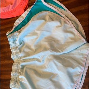 Nike shorts size medium